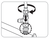 설치방법2 - 고무패킹, T자연결관, 물통호스 순서로 연결하는 모습의 사진