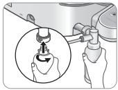 코웨이 비데 BA20-C 새 필터를 끼우는 모습